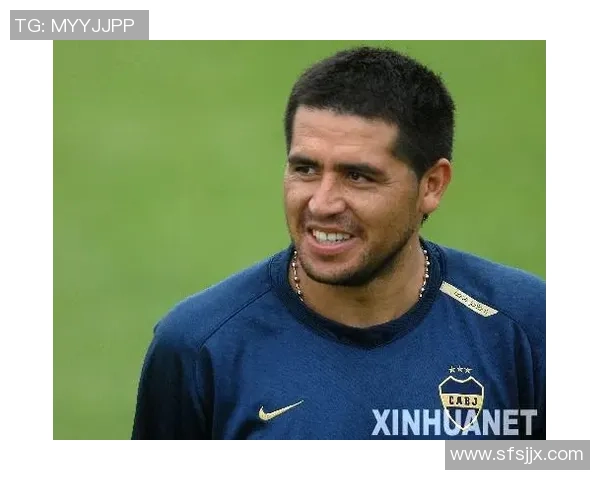 2025年全球足球球星排名分析 盘点当今足坛最具影响力的顶级球员 2025年全球足球球星排名分析 盘点当今足坛最具影响力的顶级球员