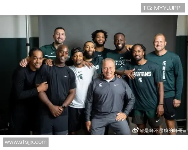 圆梦足球球星卡点燃绿茵激情见证少年追梦与荣耀时刻 圆梦足球球星卡点燃绿茵激情见证少年追梦与荣耀时刻