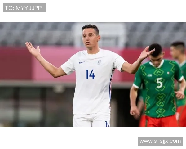 昔日土耳其足球巨星回顾：从哈坎苏克尔到阿尔登阿尔达，荣耀与传奇的交织